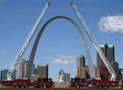 The St. Louis Fire Department purchased two Smeal 125-foot straight stick ladders, bringing their aerial ladder truck complement to six.