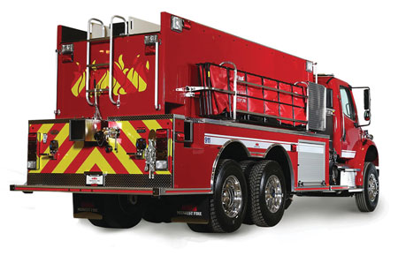 2 This is a typical stock/demo Midwest Fire 3,000-gallon APR polypropylene tank and body with a 1,000-gallon-per-minute Darley pump. The company’s All-Poly Series also includes a single-axle 2,000-gallon version. Midwest sells direct to the customer from its factory. (Photo courtesy of Midwest Fire