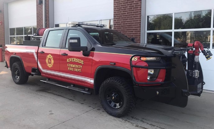 riverside-IA-brush-truck