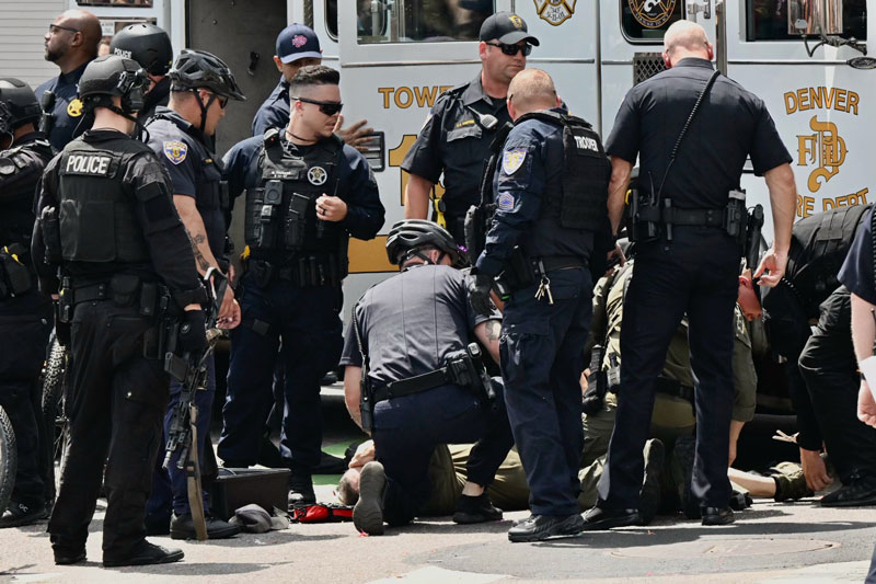 denver-police-officer