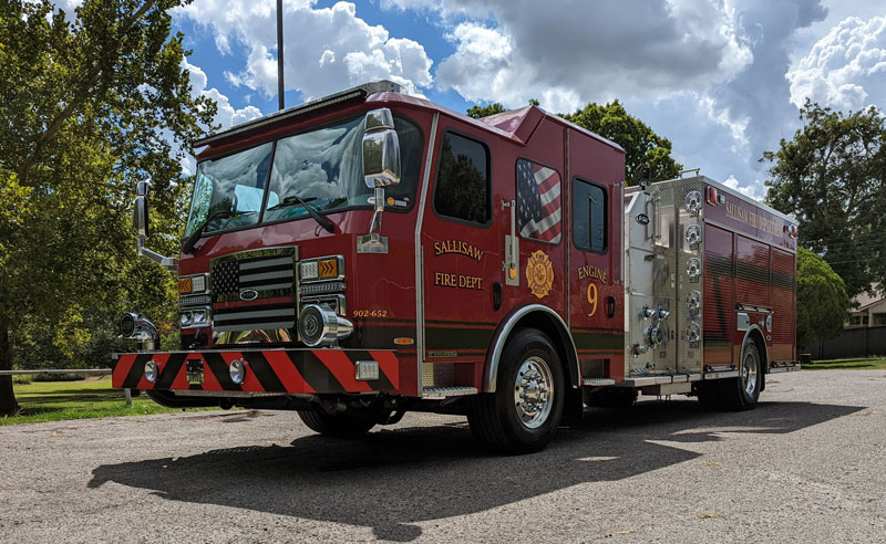 Sallisaw (OK) got this new E-ONE pumper powered by a 450-hp Cummins L9 diesel engine, and an Allison 3000 EVS automatic transmission from Banner Fire Equipment. (Photos 1-2 courtesy of Banner Fire Equipment)