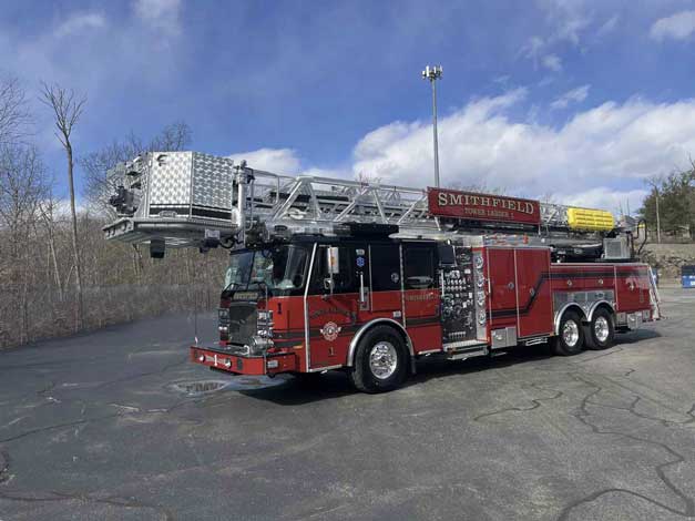 Smithfield Fire Department recently took delivery of an E-ONE Typhoon 100-foot aluminum tower ladder. (Source: Greenwood Emergency Vehicles)