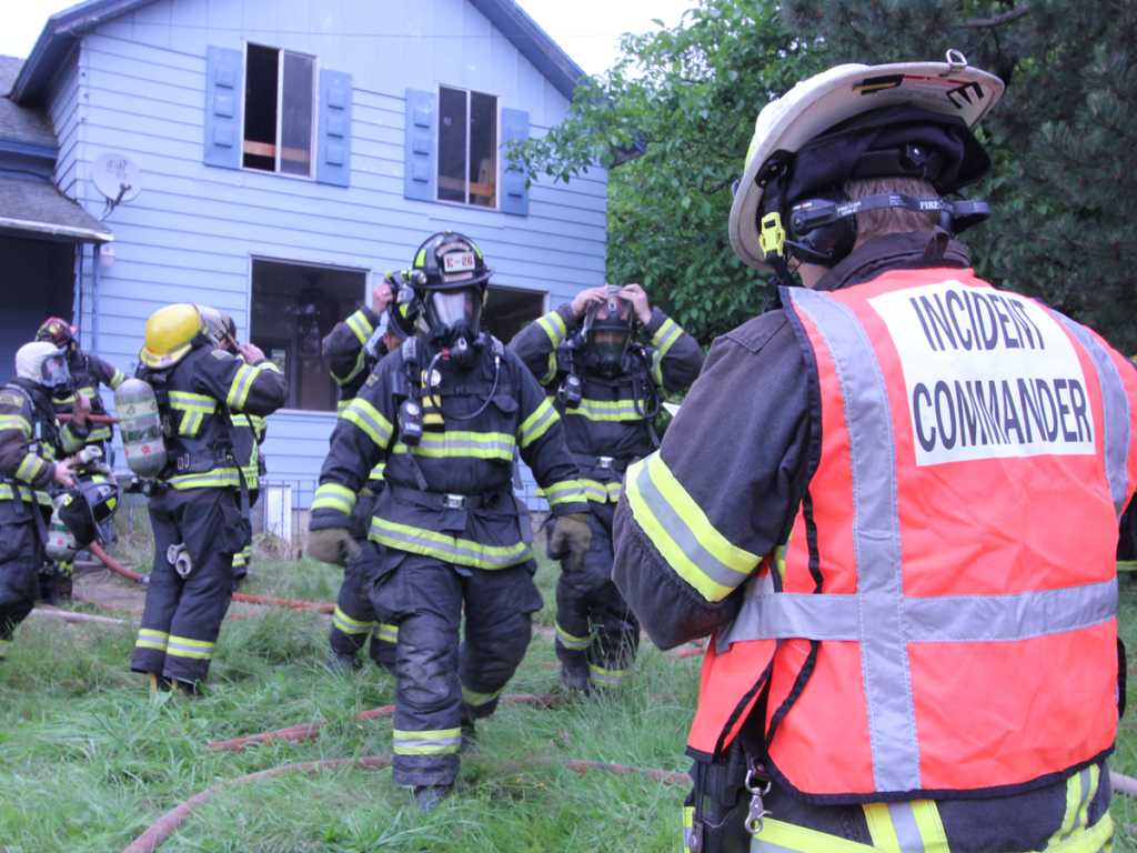 Mastering Fireground Command - Calm the Chaos - Fire Apparatus: Fire ...