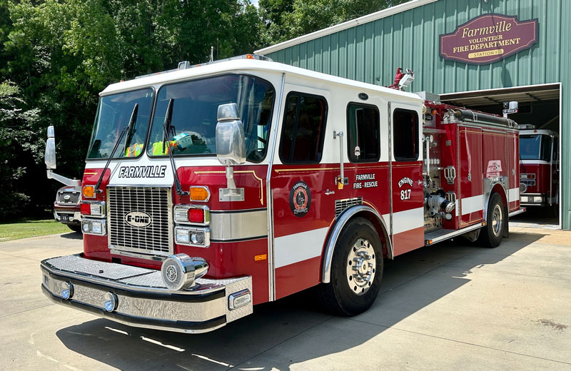 Engine 817 (Source: Farmville Volunteer Fire Department).